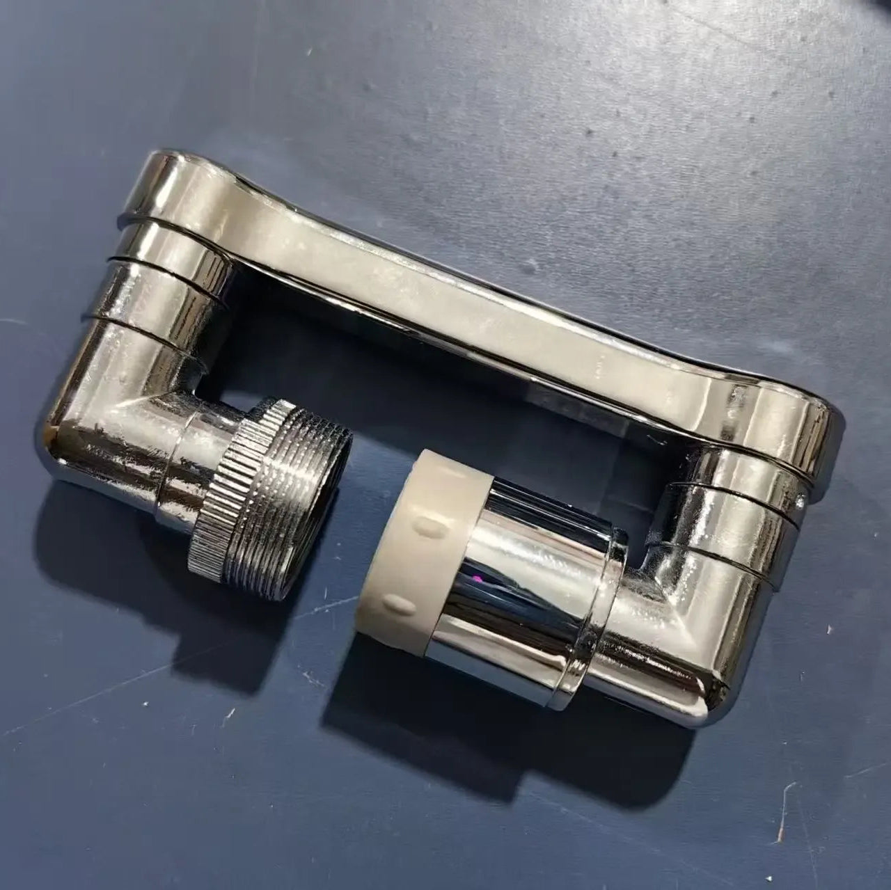 AquaVexa™ - Prolongateur de robinet pivotant 1080°